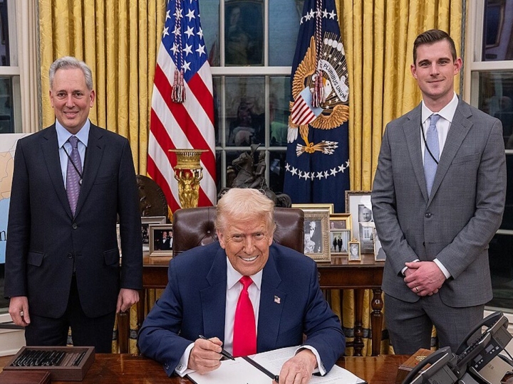 Did AI Czar David Sacks Really Divest? New AI Investment Raises Ethics Questions